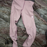 Le legging à compression légère violet d'évêque